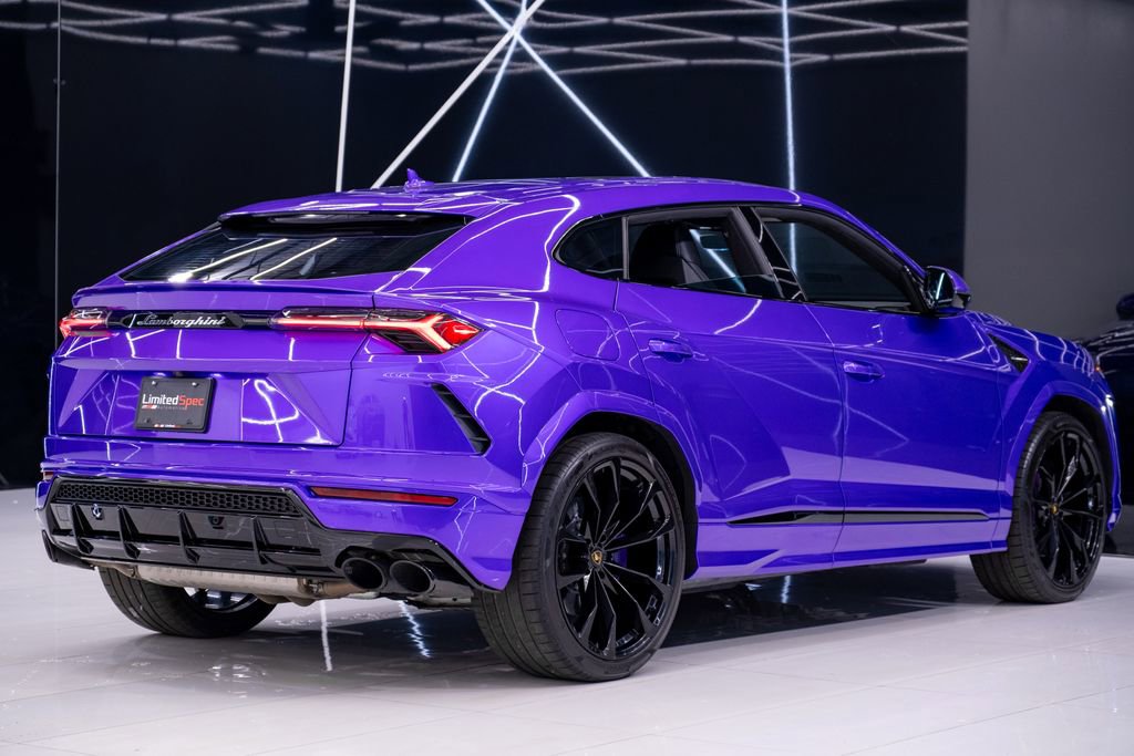 Used 2022 Lamborghini Urus image 18