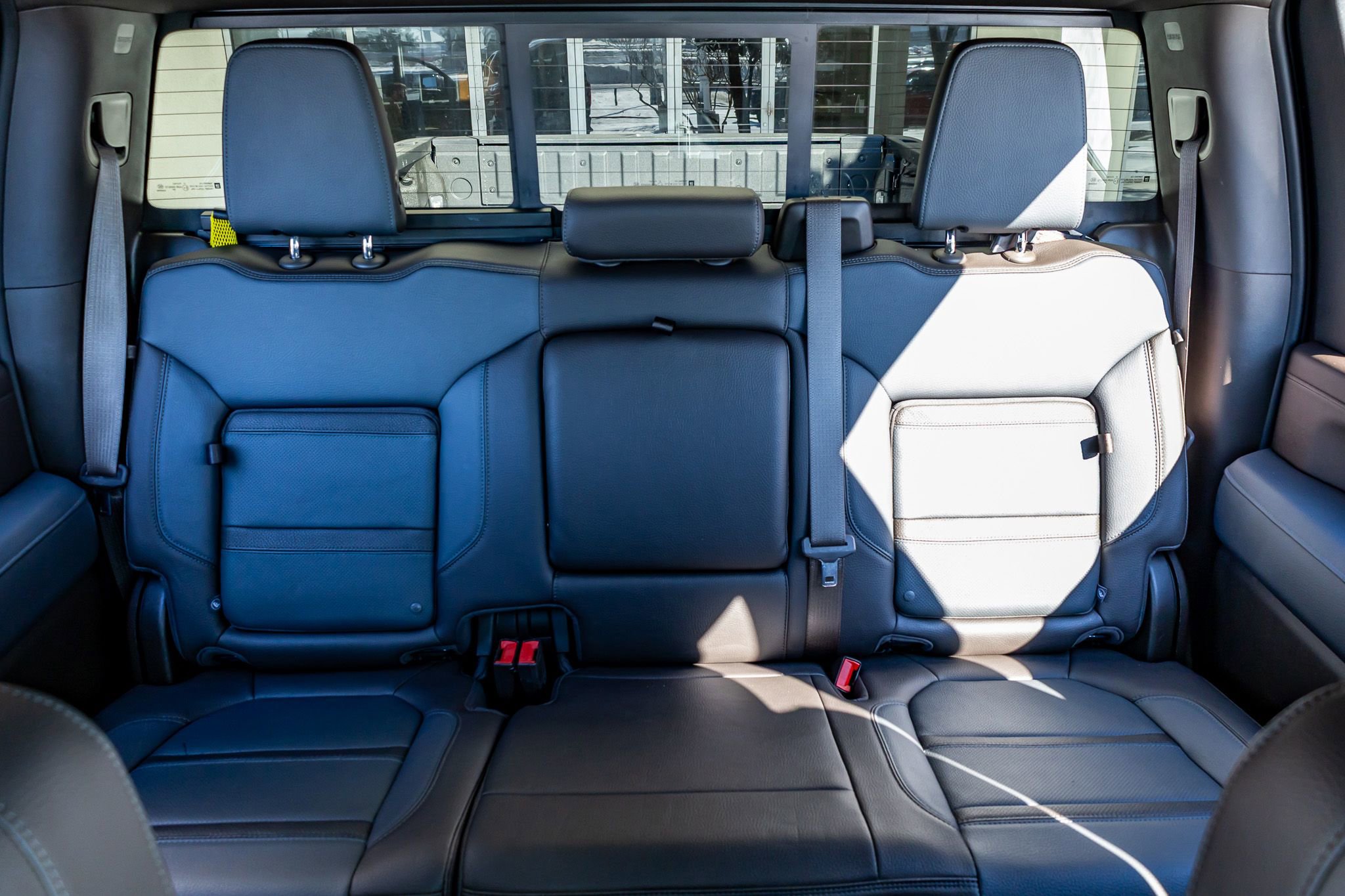 Used 2021 GMC Sierra 2500 Denali w/ Denali Ultimate Package image 28