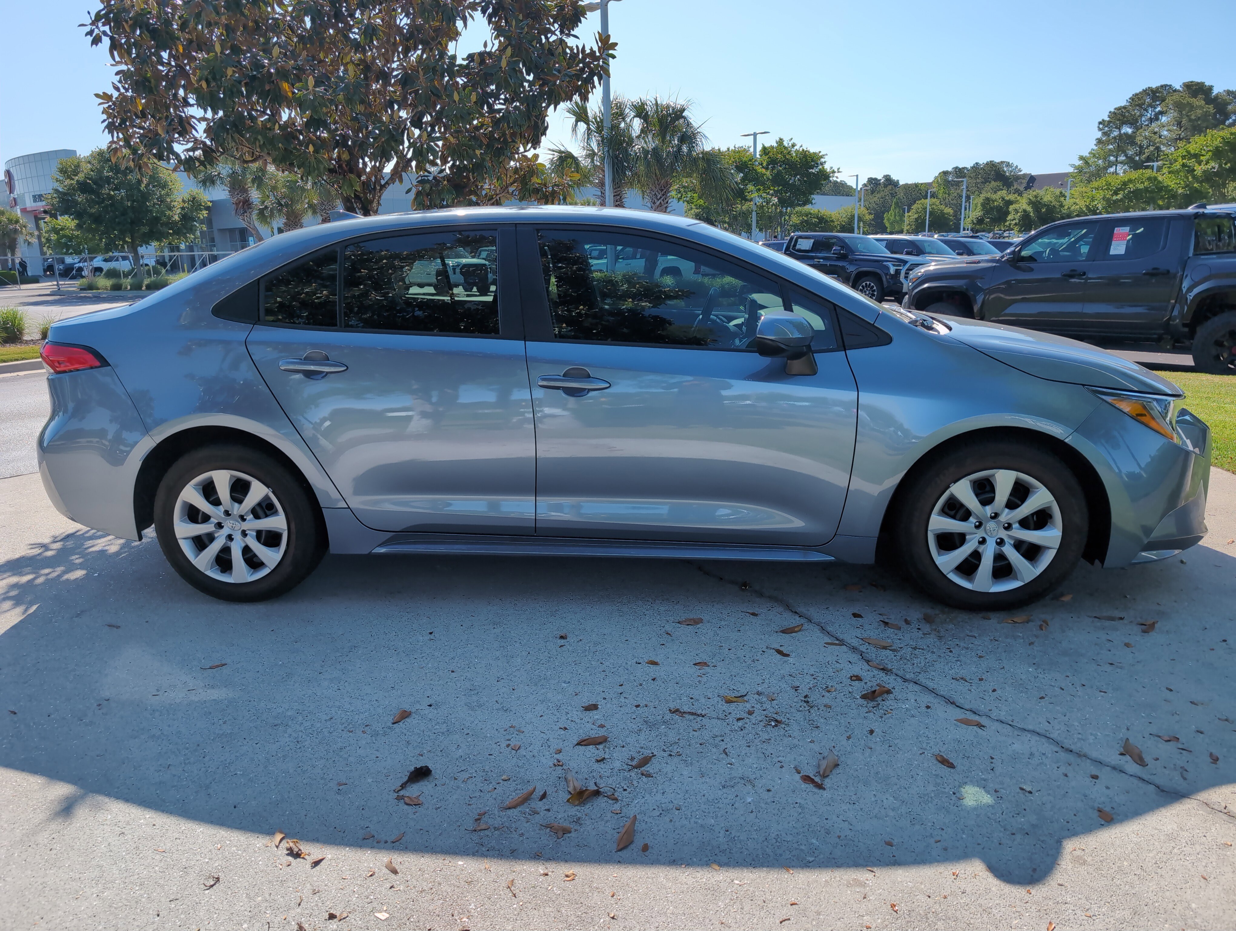 Certified 2023 Toyota Corolla LE FWD image 11