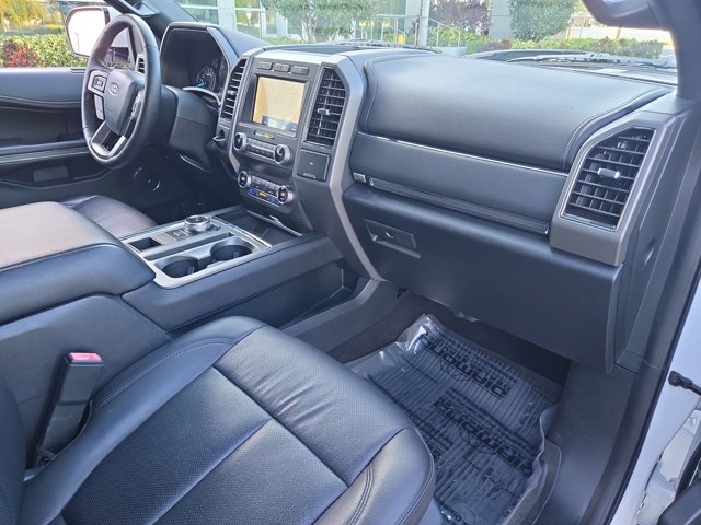 Used 2020 Ford Expedition XLT w/ Equipment Group 202A RWD image 21