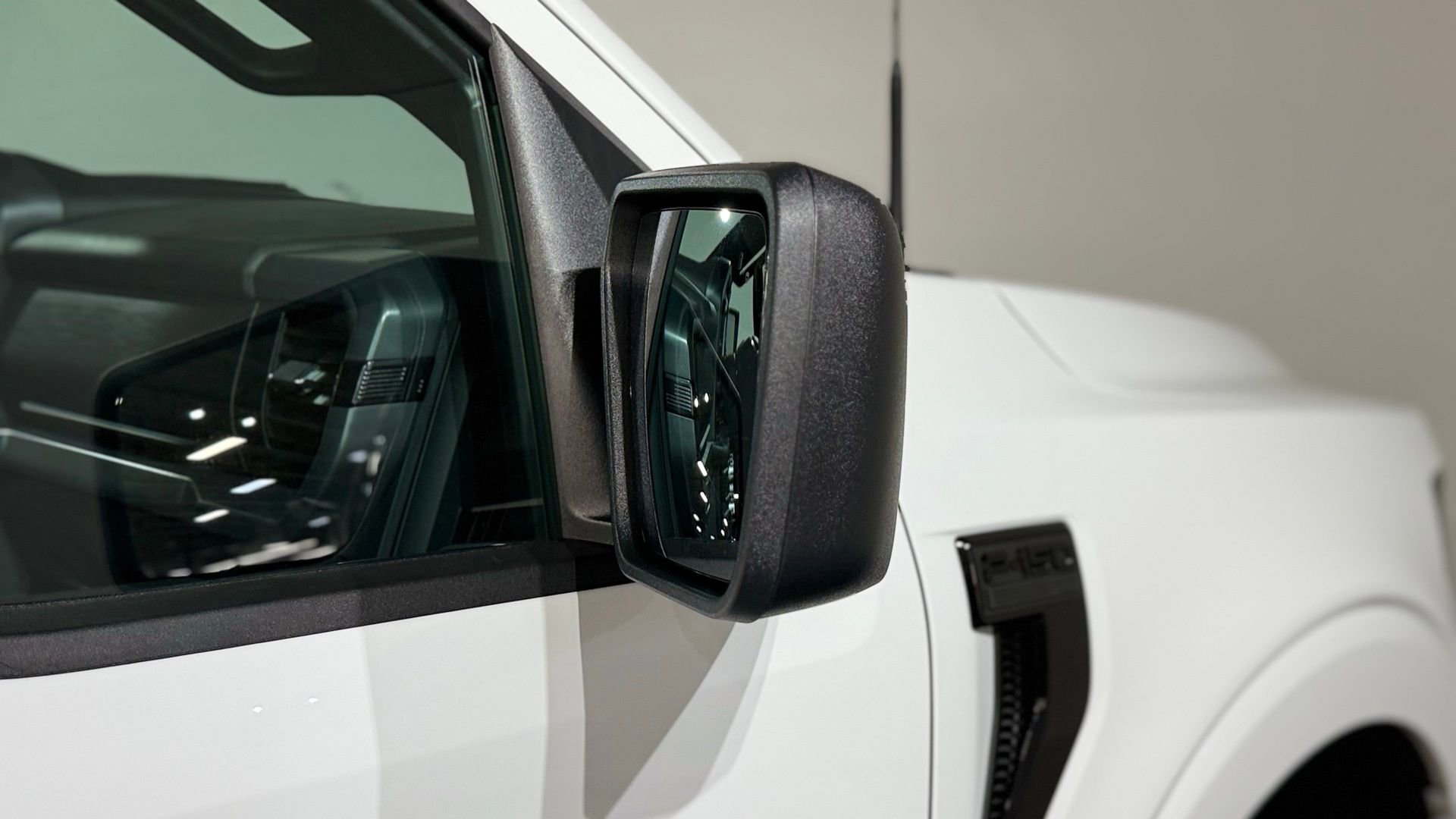 New 2026 Ford F150 XLT w/ XLT Black Appearance Package image 12