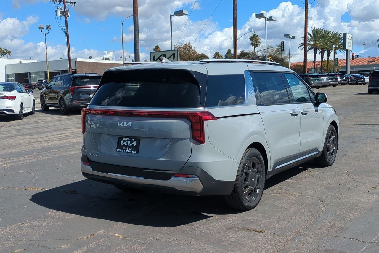 New 2026 Kia Carnival SX image 5