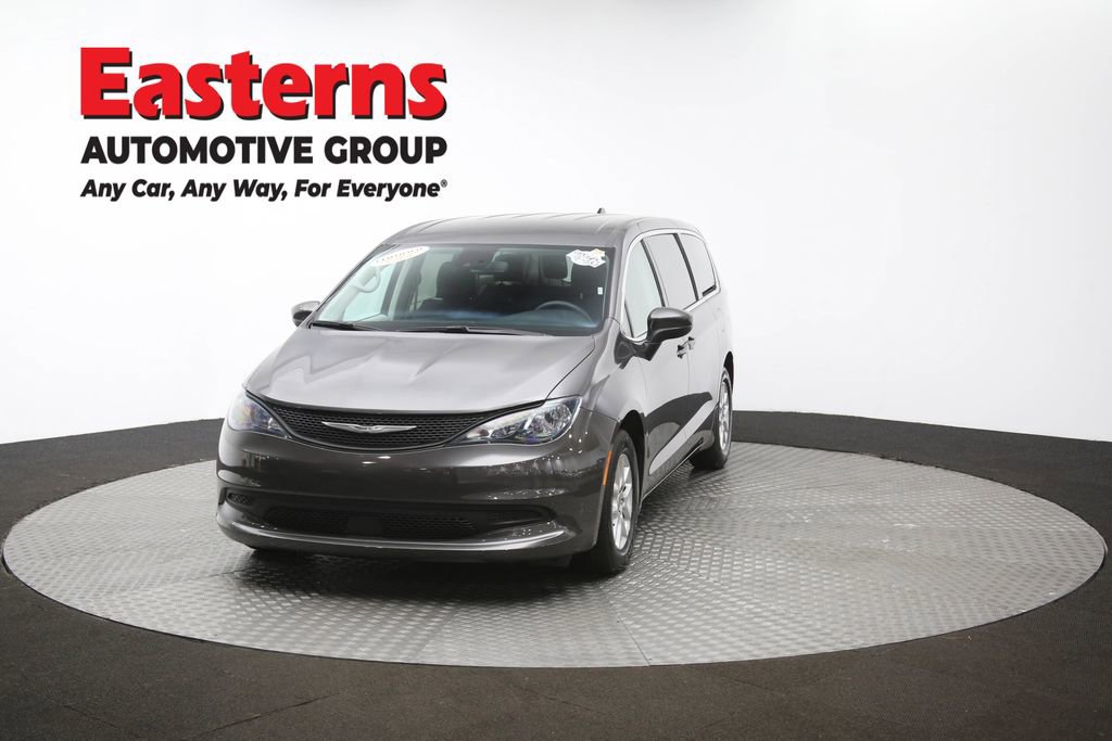 Used 2023 Chrysler Voyager LX image 54