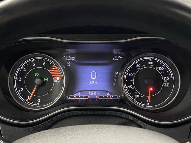 Used 2019 Jeep Cherokee Trailhawk image 18