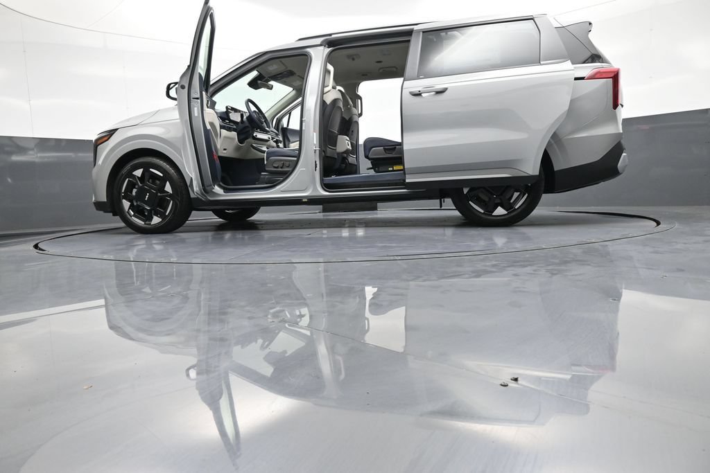 New 2026 Kia Carnival EX FWD image 50