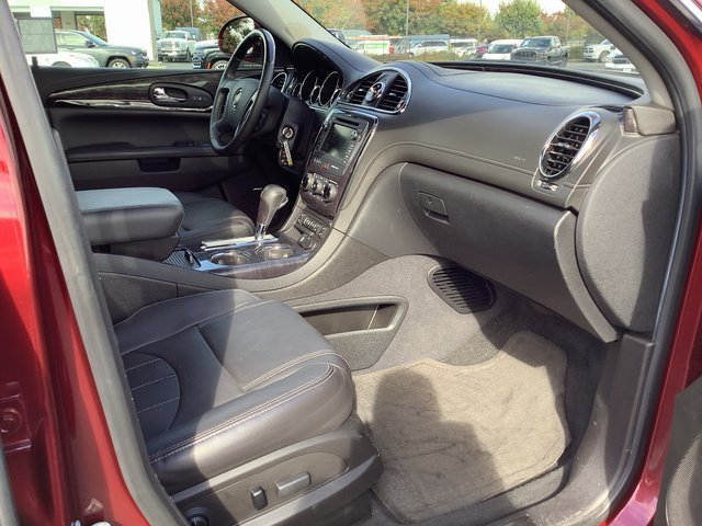 Used 2017 Buick Enclave Leather w/ Trailering Package image 39