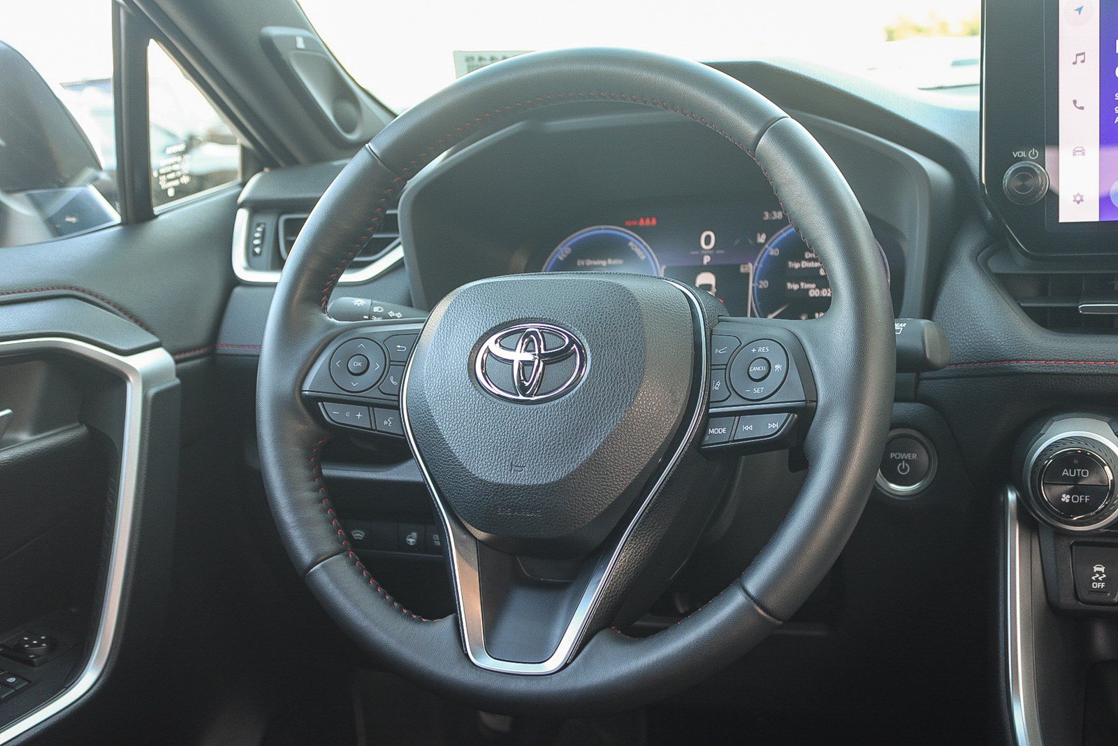 Used 2024 Toyota RAV4 XSE w/ Weather Package AWD/4WD image 16