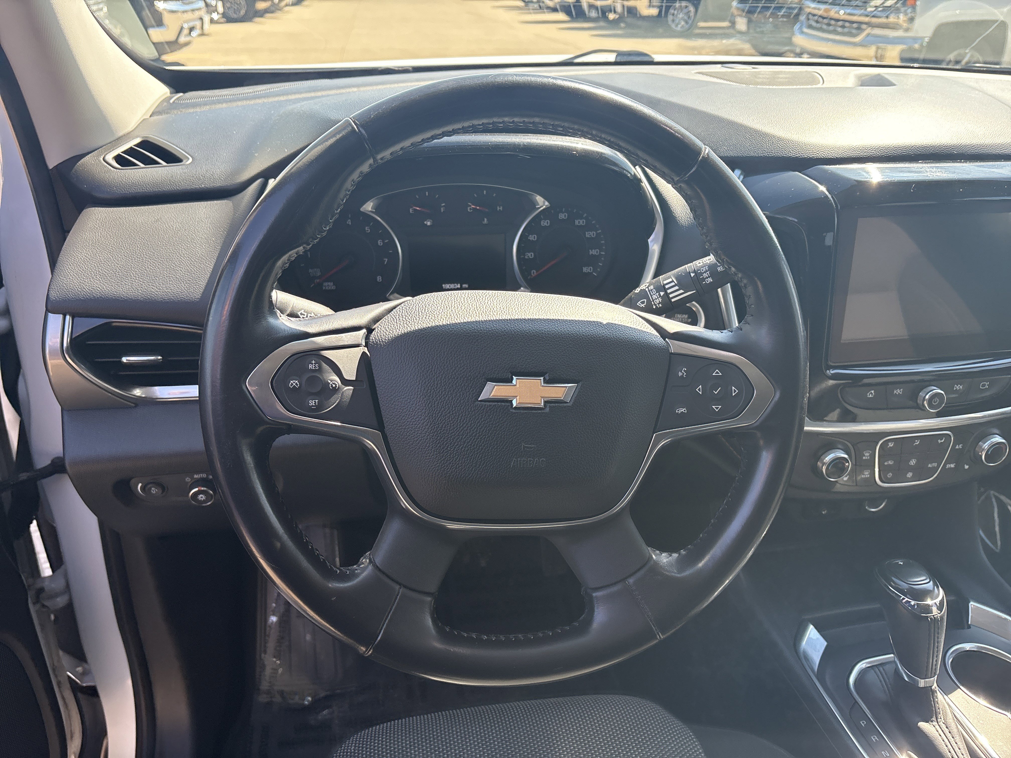 Used 2019 Chevrolet Traverse LT image 18