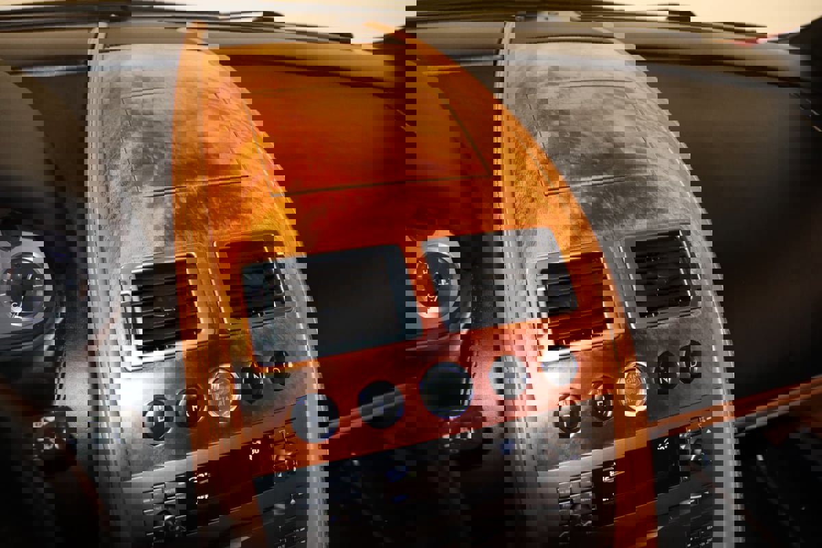 Used 2006 Aston Martin DB9 Coupe RWD image 49