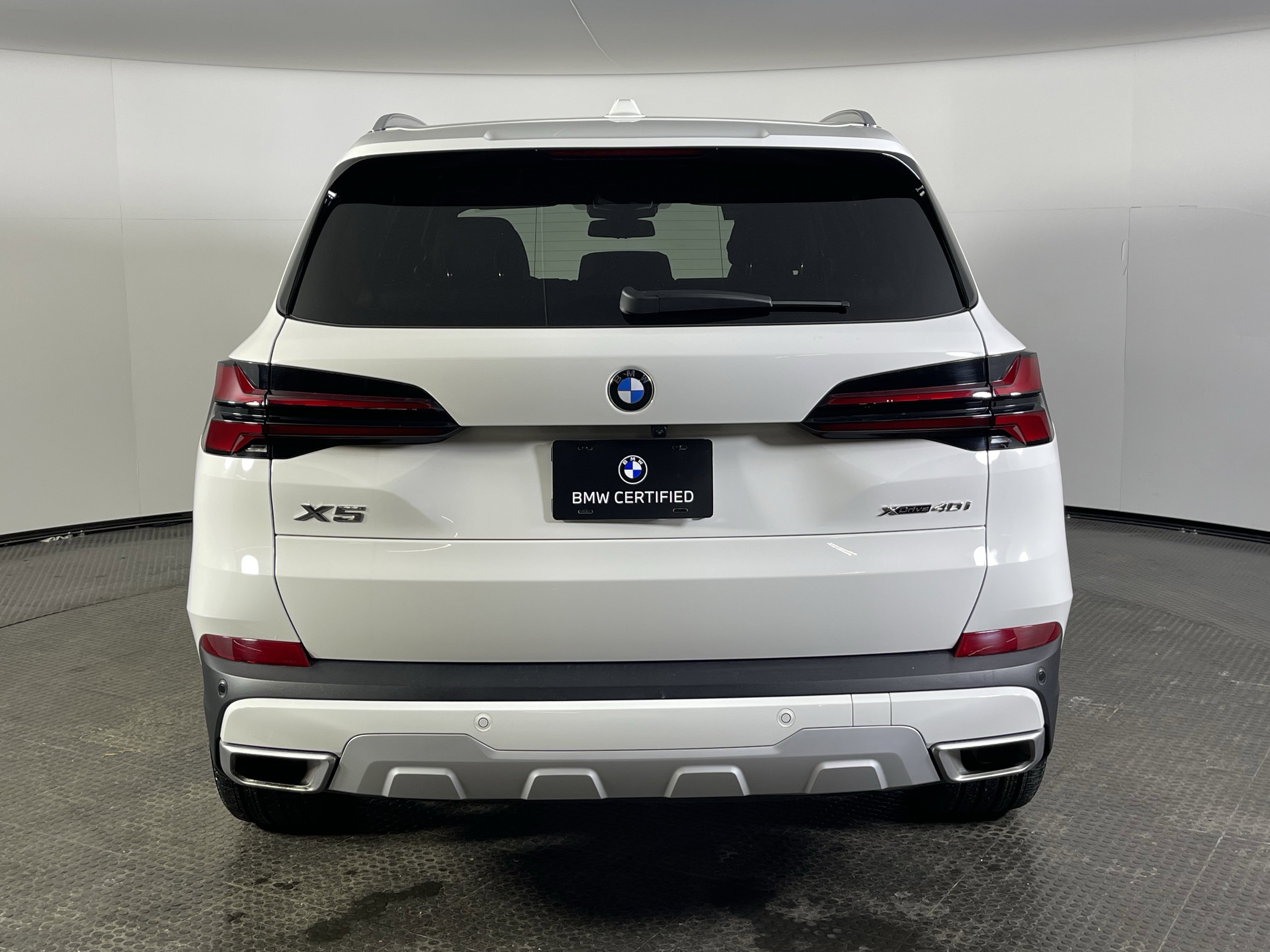 Certified 2024 BMW X5 xDrive40i w/ Premium Package image 7