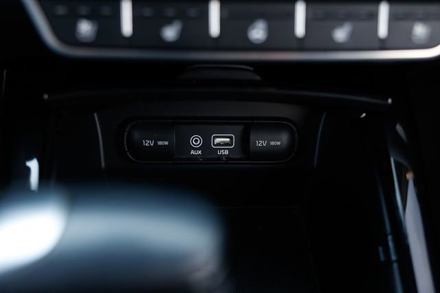 Used 2017 Kia Sorento SX image 51