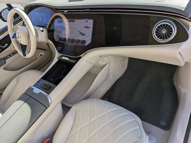 Certified 2022 Mercedes-Benz EQS 580 4MATIC Sedan image 23