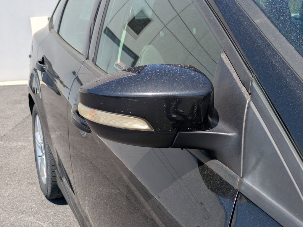 Used 2014 Ford Focus SE w/ SE Winter Package image 12