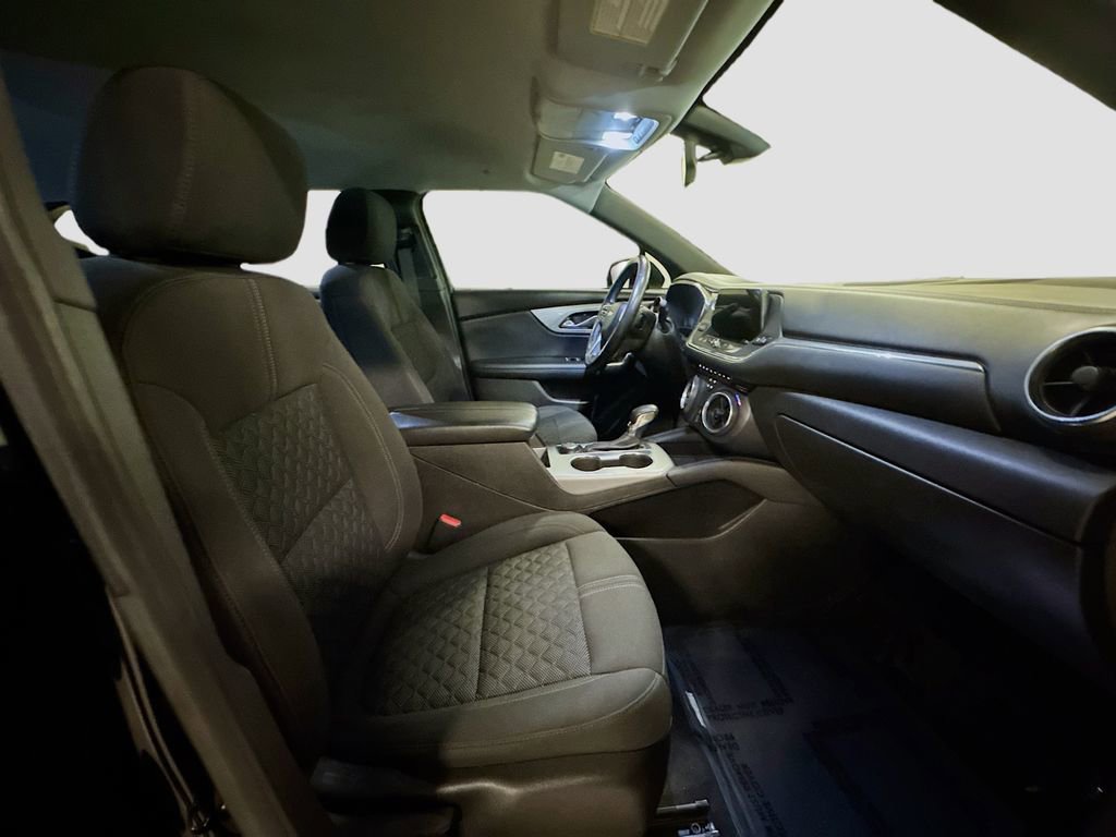 Used 2020 Chevrolet Blazer LT image 33