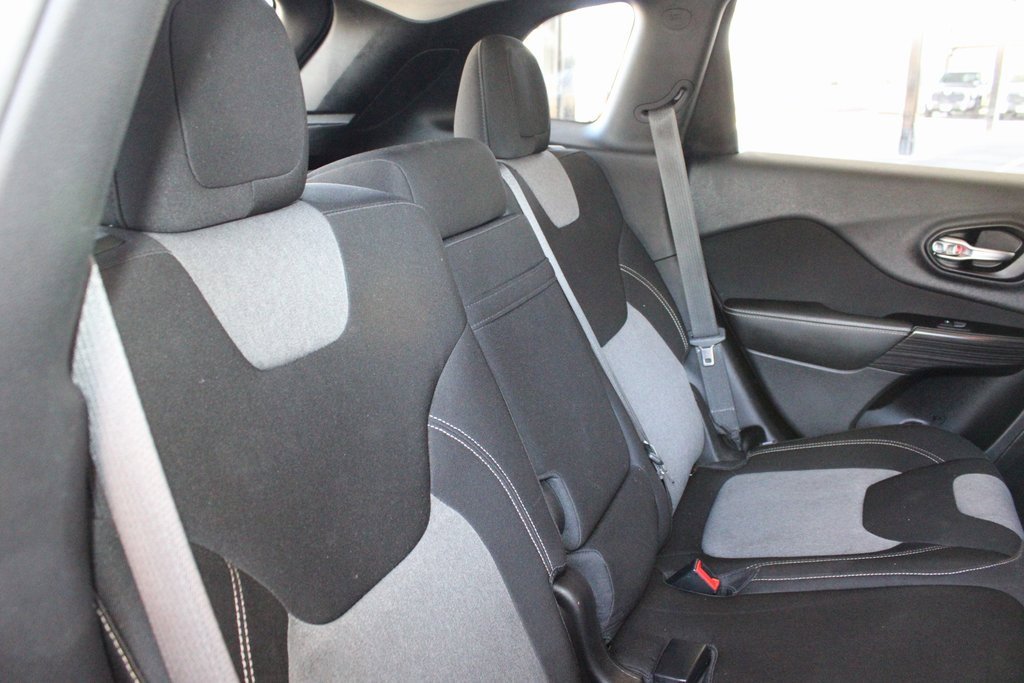 Used 2014 Jeep Cherokee Latitude image 50