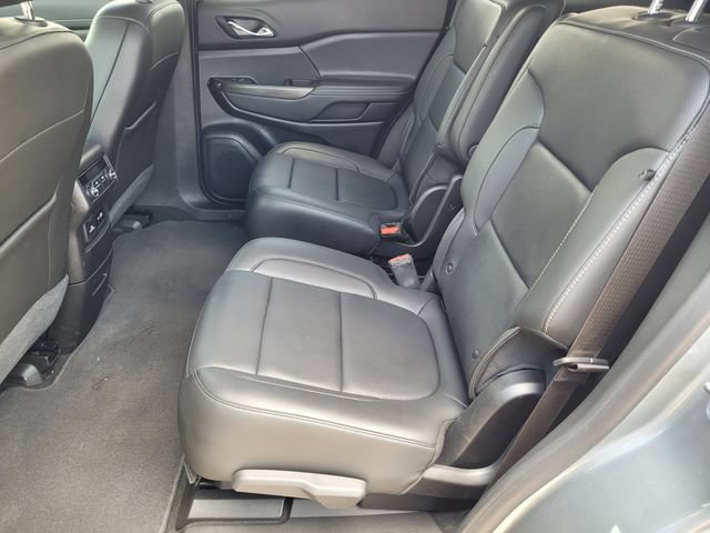 Used 2023 GMC Acadia SLT w/ Elevation Edition FWD image 26