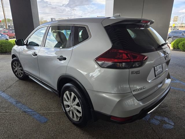 Used 2018 Nissan Rogue S image 4
