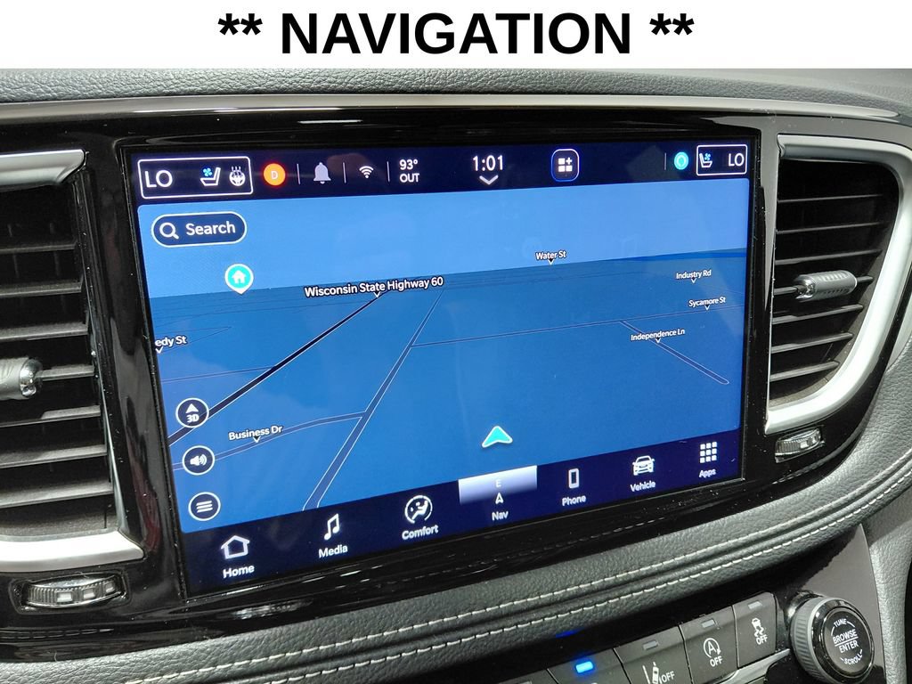 Used 2025 Chrysler Pacifica Limited w/ Uconnect Theater Family Group AWD/4WD image 15