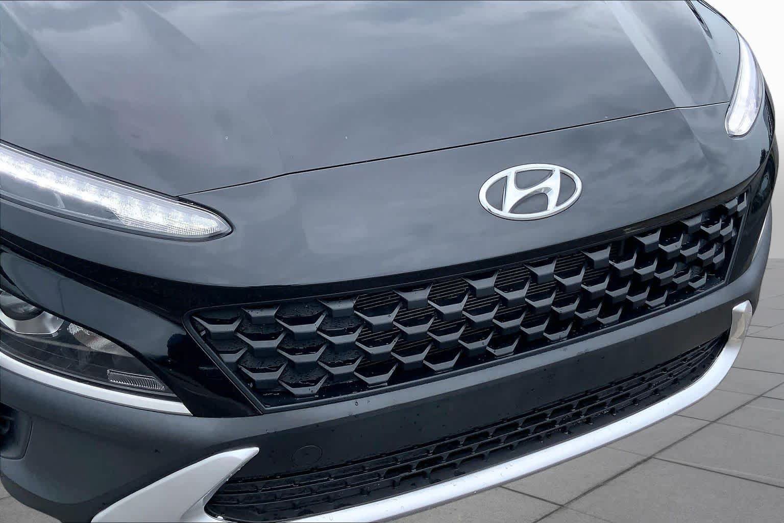 Used 2023 Hyundai Kona SEL w/ Convenience Package FWD image 29