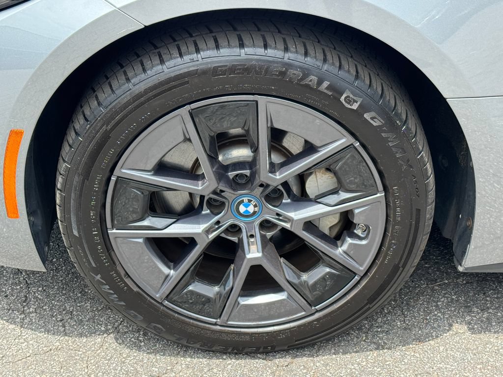 Used 2023 BMW i4 eDrive35 w/ Premium Package RWD image 15