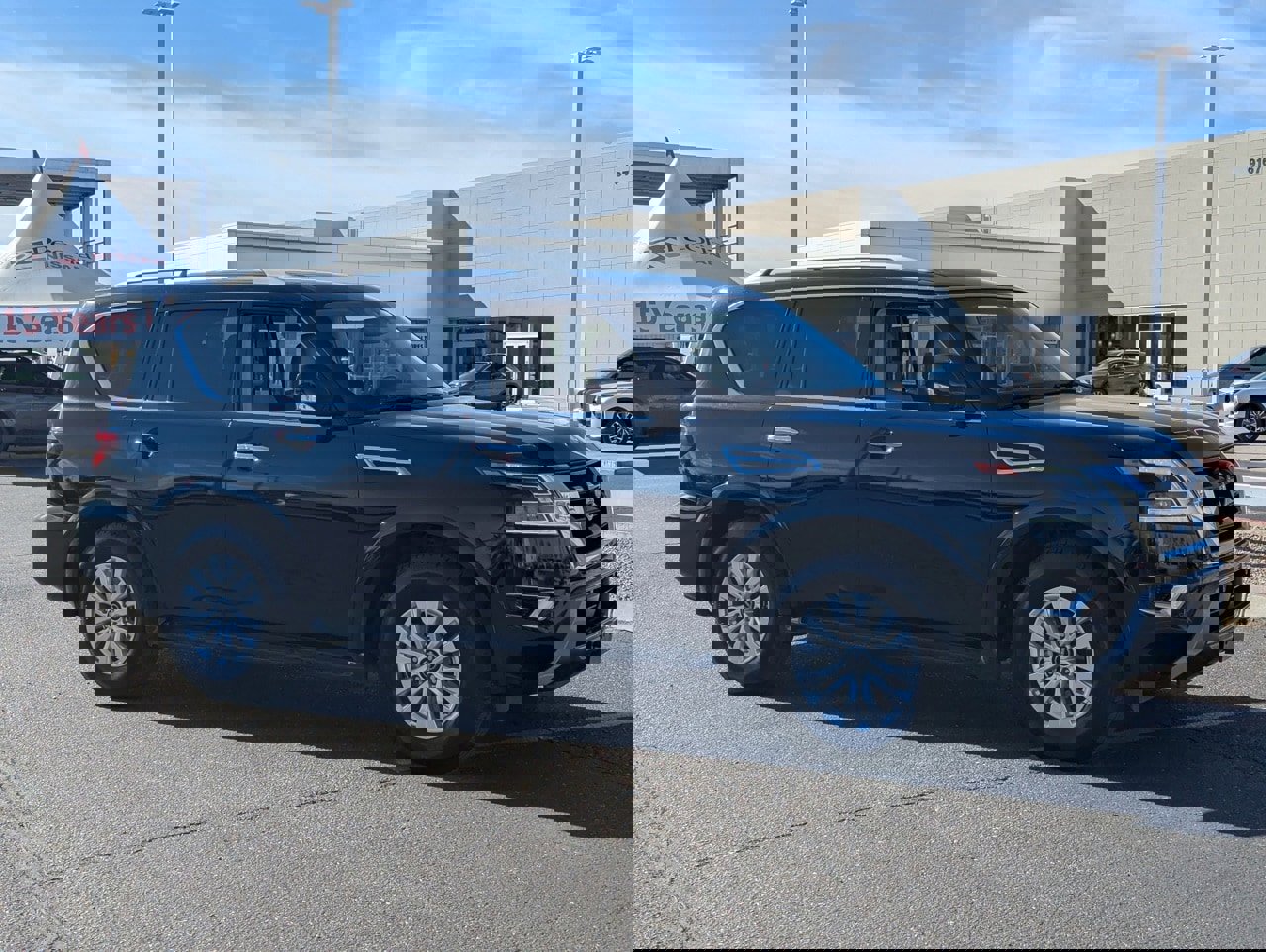 Certified 2024 Nissan Armada SV w/ Cargo Package image 6