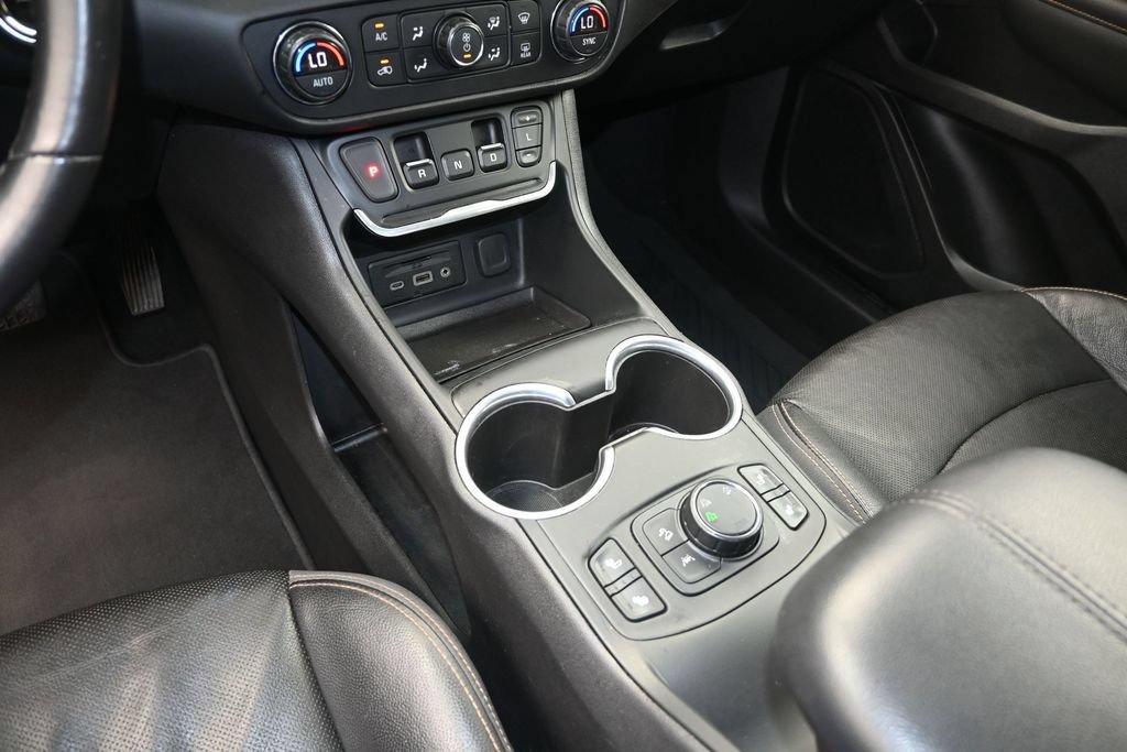 Used 2021 GMC Terrain SLT AWD/4WD image 26