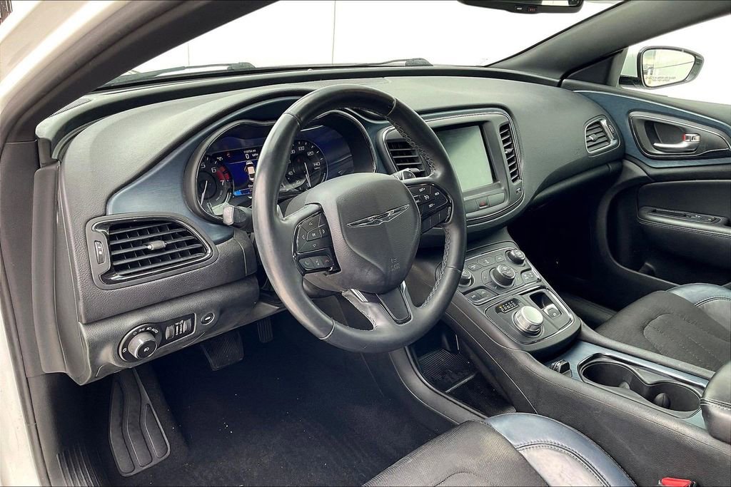 Used 2015 Chrysler 200 S w/ Navigation & Sound Group I image 14