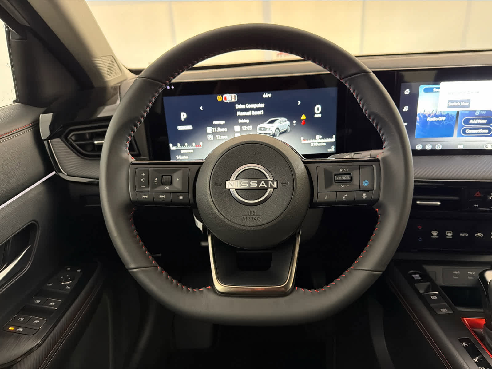 New 2026 Nissan Kicks SR image 18