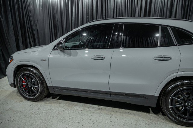 New 2026 Mercedes-Benz GLA 35 AMG 4MATIC image 5