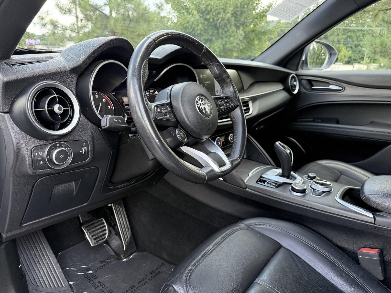 Used 2022 Alfa Romeo Stelvio Ti image 19