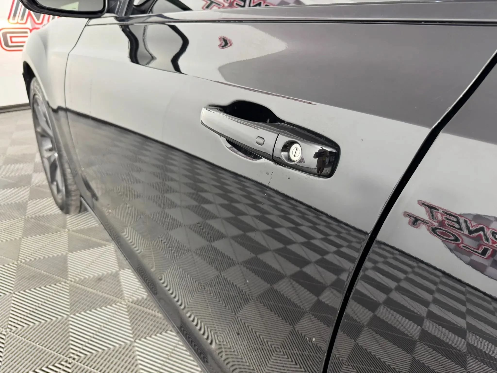 Used 2023 Chrysler 300 Touring w/ Sport Appearance Package RWD image 23