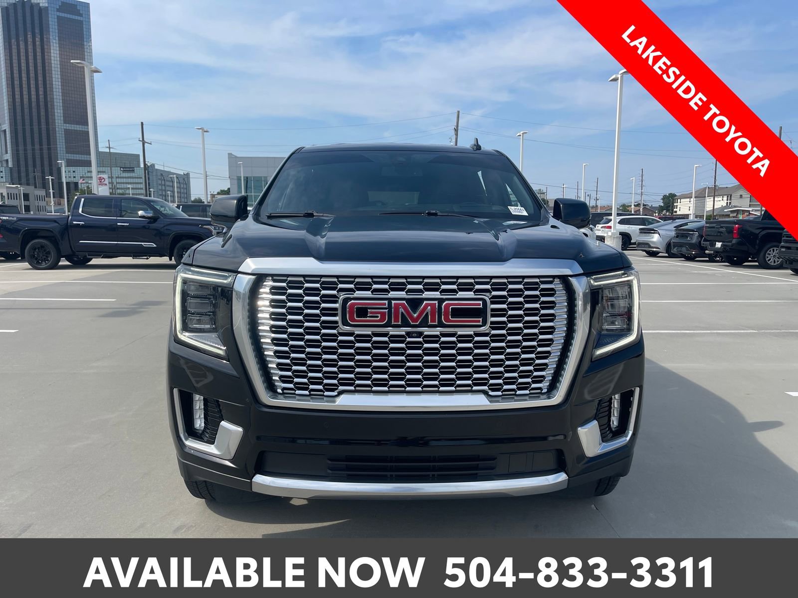 Used 2022 GMC Yukon XL Denali RWD image 8