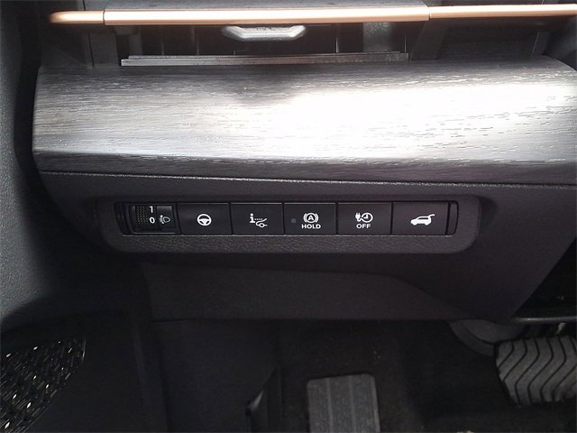 Used 2025 Nissan Ariya EVOLVE+ e-4ORCE image 24