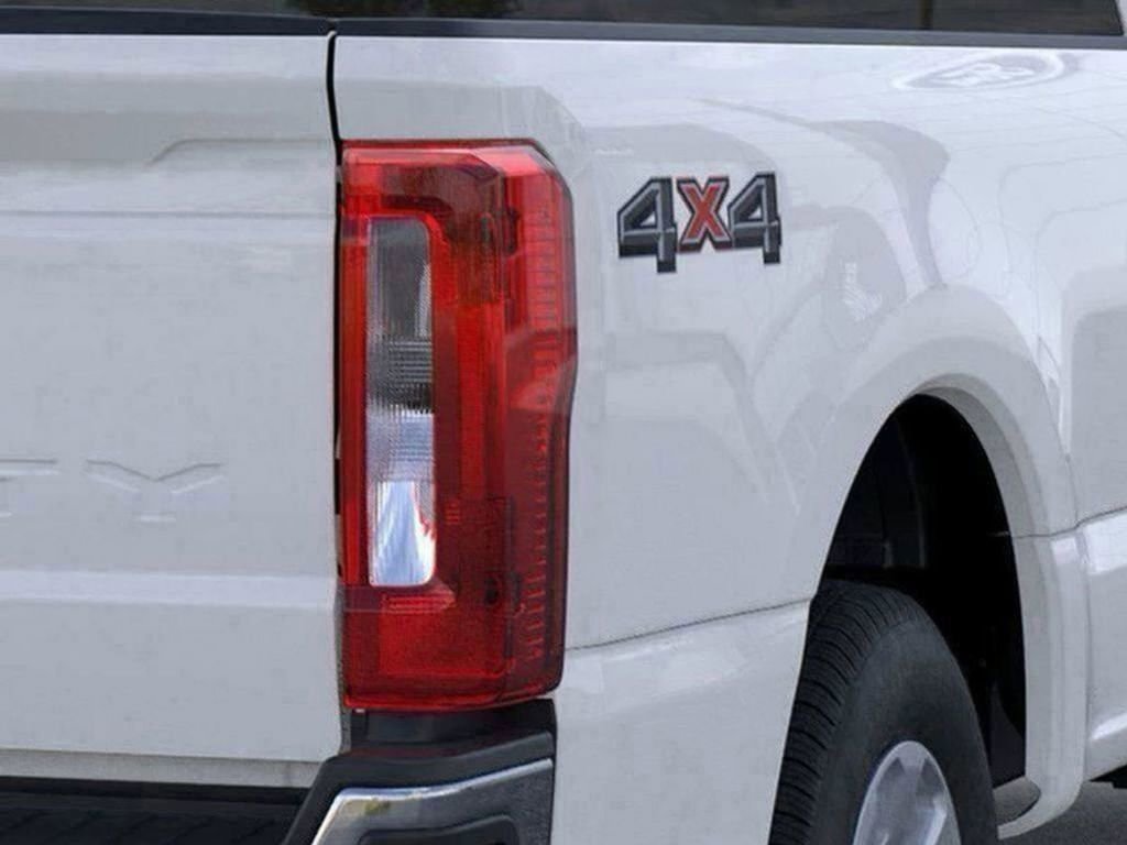 New 2025 Ford F350 XLT w/ Snow Plow Prep Package image 35