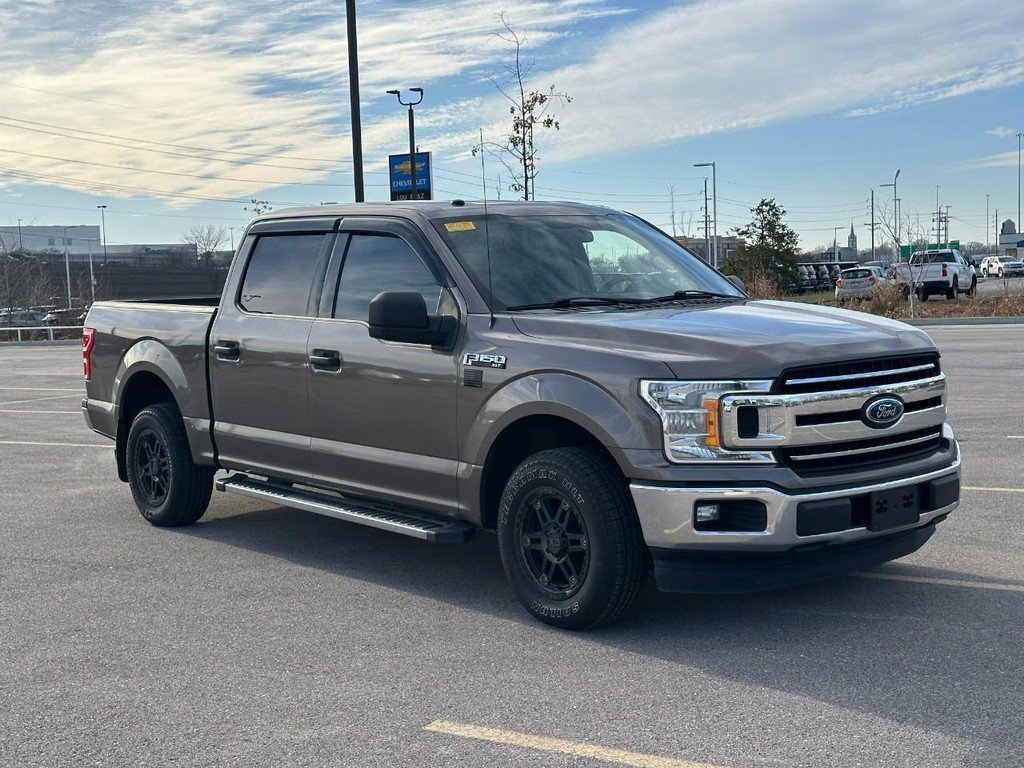 Used 2018 Ford F150 XLT image 4