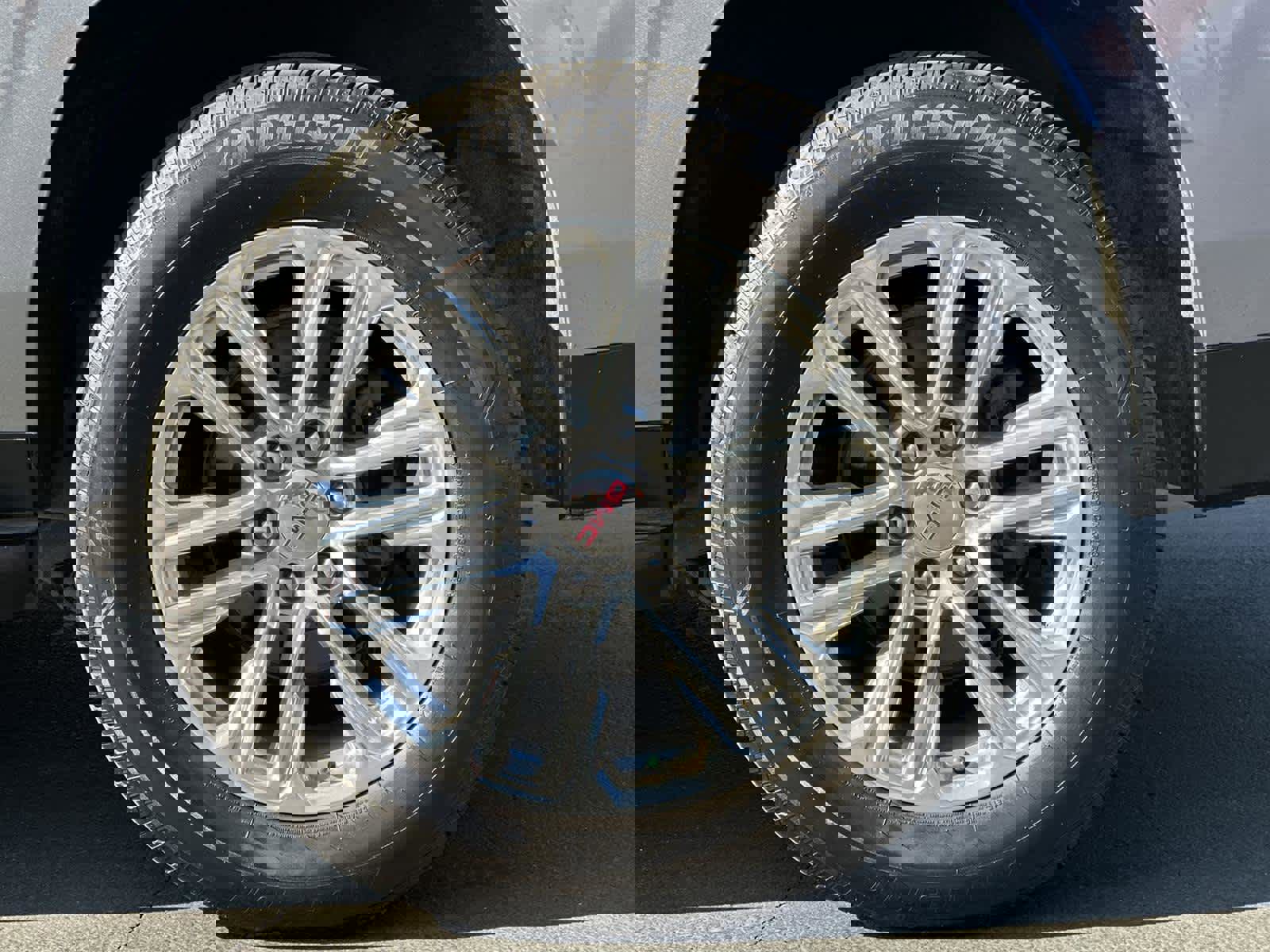 Used 2022 GMC Yukon XL SLT w/ SLT Luxury Package image 8