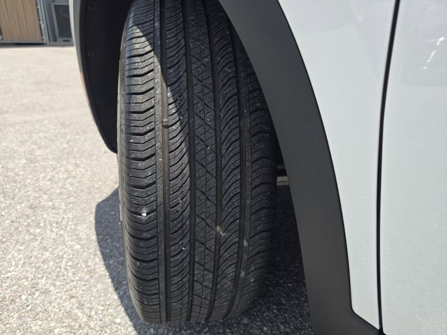 Certified 2022 Buick Envision Preferred FWD image 31