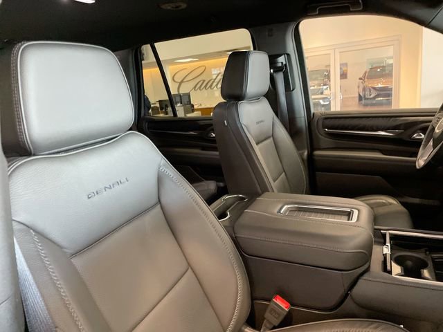 Used 2024 GMC Yukon Denali AWD/4WD image 17