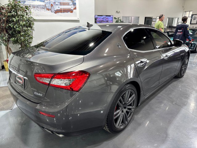 Used 2017 Maserati Ghibli S image 33
