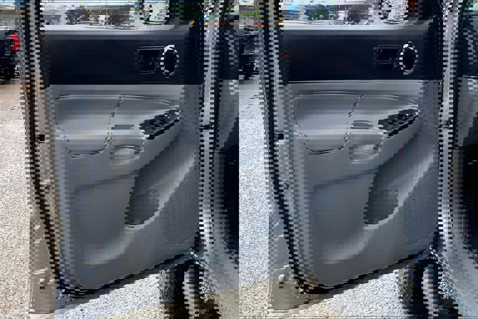 Used 2015 Toyota Tacoma PreRunner w/ SR5 Package RWD image 20