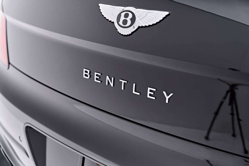 Used 2022 Bentley Flying Spur V8 AWD/4WD image 24