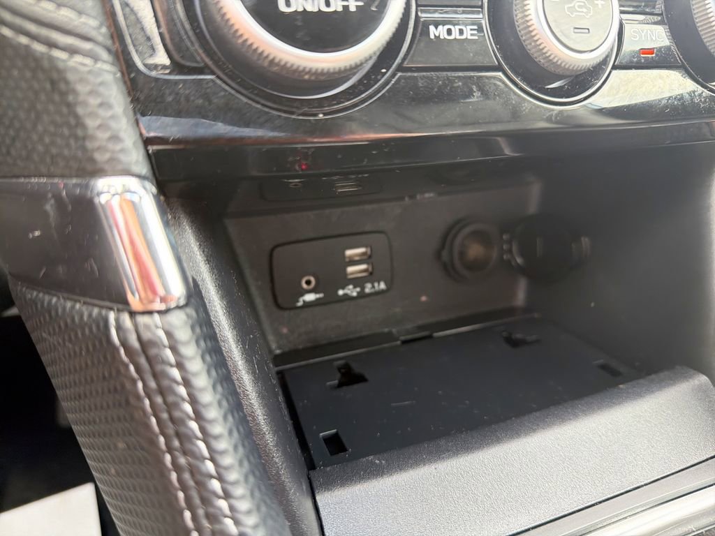 Used 2022 Subaru Forester Touring w/ Popular Package #3 image 29