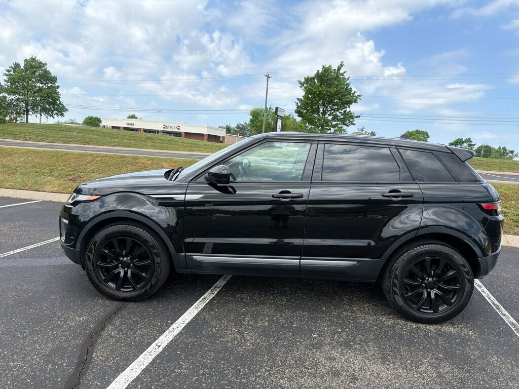 Used 2016 Land Rover Range Rover Evoque SE AWD/4WD image 7