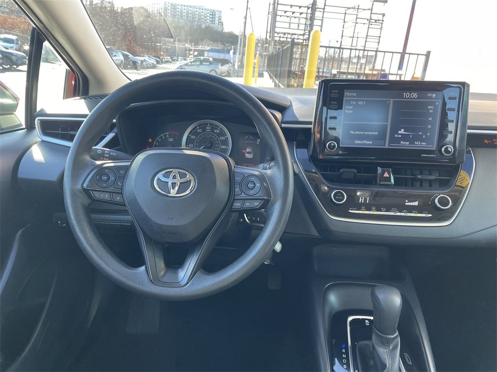 Used 2022 Toyota Corolla LE image 15