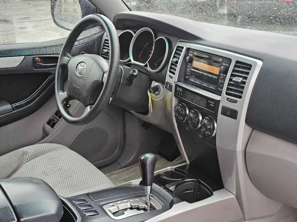 Used 2007 Toyota 4Runner SR5 image 11