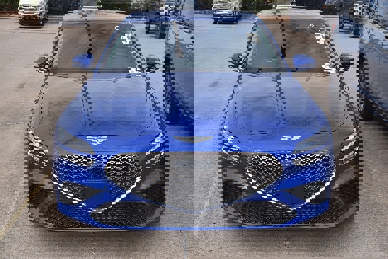 Used 2023 Genesis G70 3.3T image 3