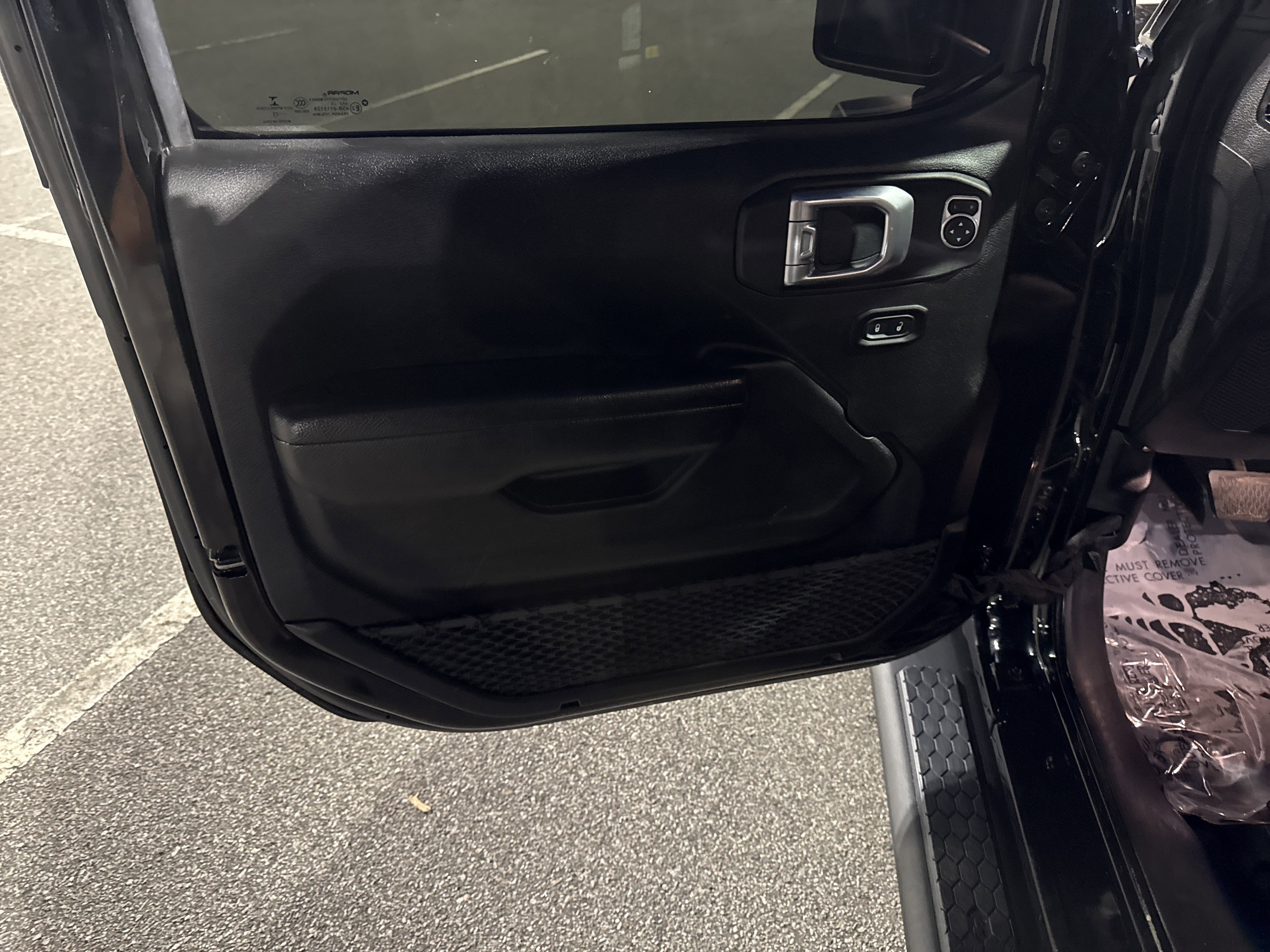 Used 2022 Jeep Wrangler Unlimited Sport w/ Sun And Sound Package image 10