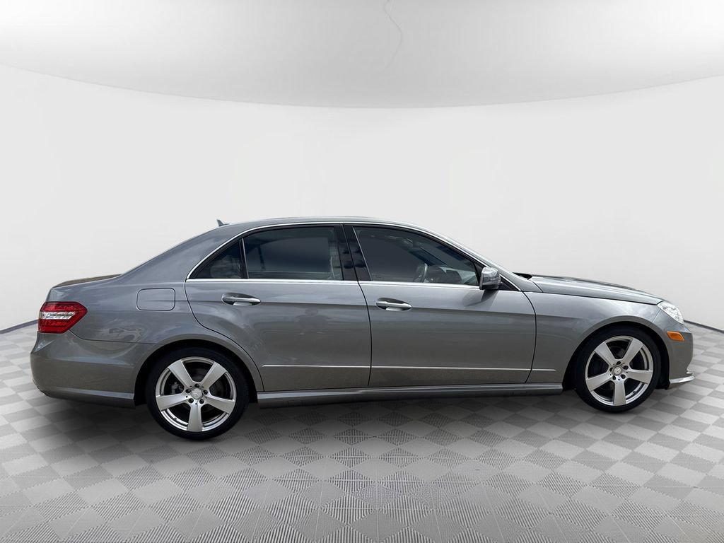 Used 2011 Mercedes-Benz E 350 Sedan image 9