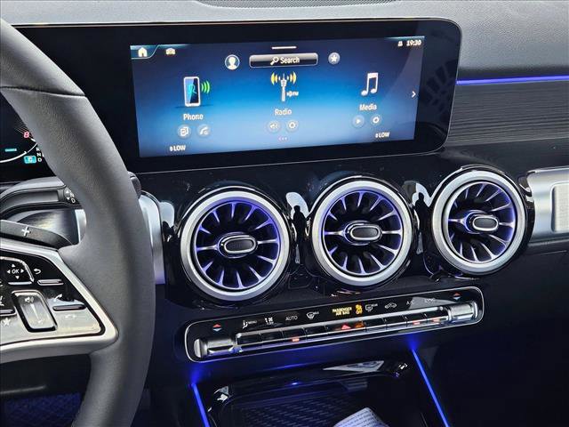 New 2026 Mercedes-Benz GLB 250 4MATIC image 12