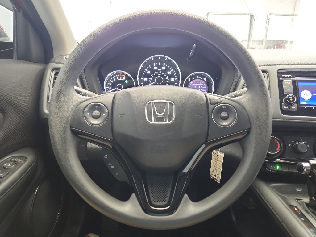 Used 2018 Honda HR-V LX image 10
